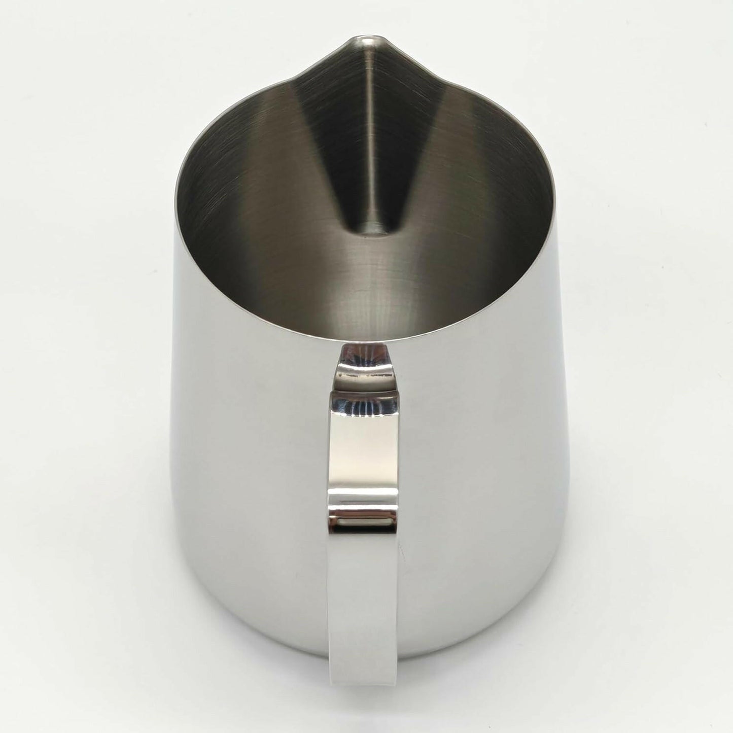 Swigrance Wax Pouring Pitcher